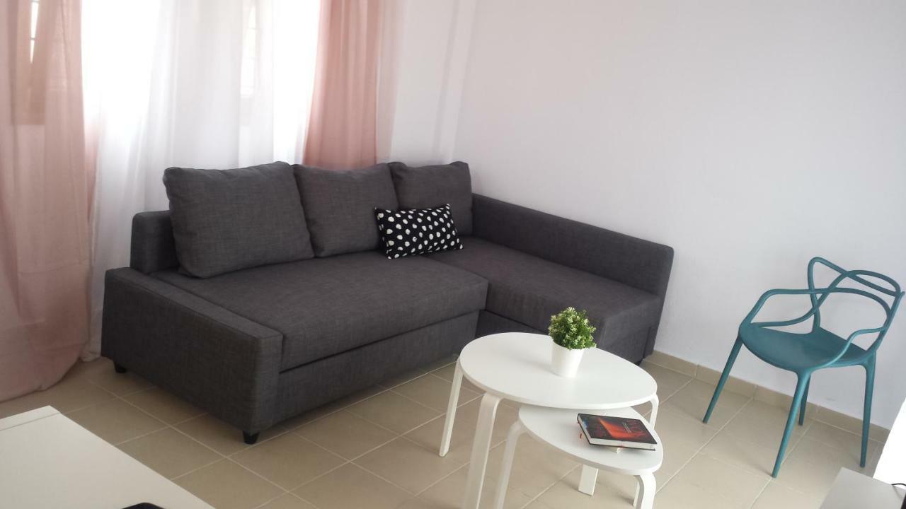 Beachfront Stylish Maisonette In Иериссос Экстерьер фото
